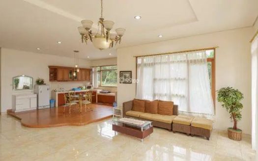 Di jual Villa Cipanas Puncak Siap huni Harga Menarik