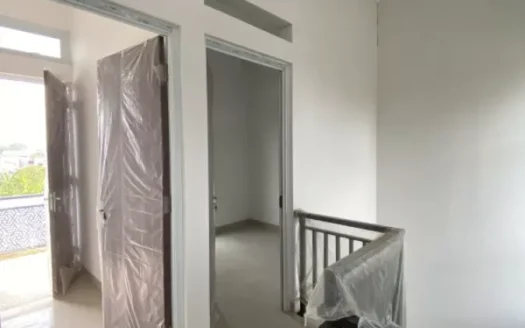 Rumah 2 Lantai Modern Minimalis Di Mulawarman Town House