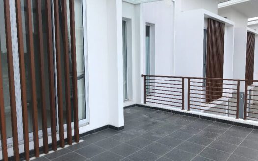 Rumah Mewah Di Cluster Exclusive Discovery Alluvia, Bintaro Sektor 9