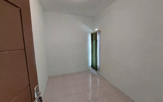 Rumah 1 Lantai Di Depan Kampus UNP- Mojokerto, Kediri