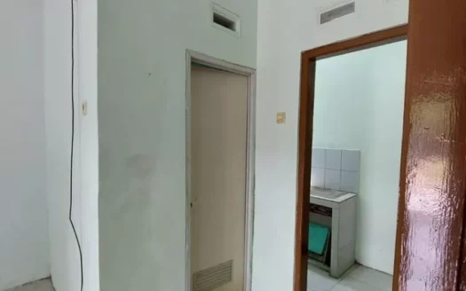 Rumah 1 Lantai Di Depan Kampus UNP- Mojokerto, Kediri