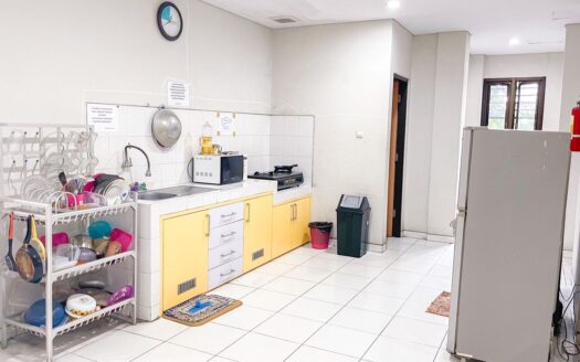 Rumah Kost Guest House Tenggilis Dekat Raya Jemursari Okupansi Full.