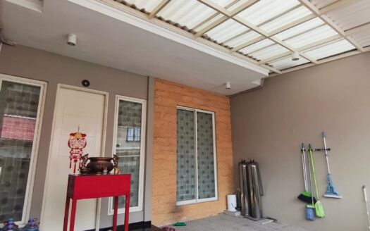 Rumah Mulyosari Mas Minimalis Bangunan Baru Semi Furnished