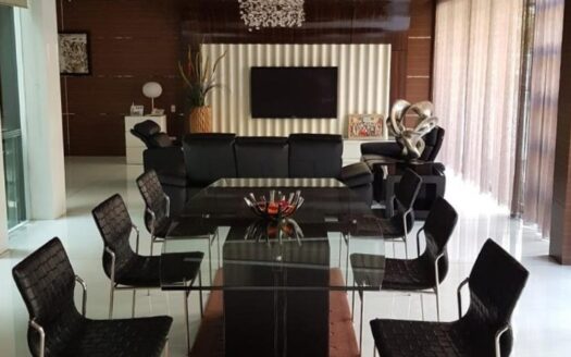 Rumah Townhouse Platinum Terrace Graha Famili 2 Jejer Interior Mewah Siap Huni