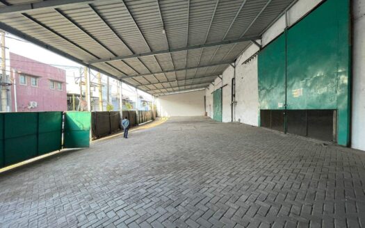 Gudang Bagus Siap Pakai Komplek Pergudangan Manukan Wetan 60