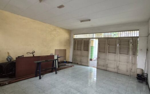 Rumah Hitung Tanah Raya MERR Dr. Ir. H. Soekarno Surabaya Strategis