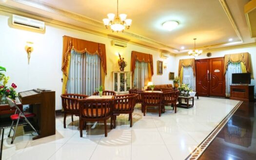 Rumah Kost Guest House Raya Kertajaya Indah Strategis Hitung Tanah