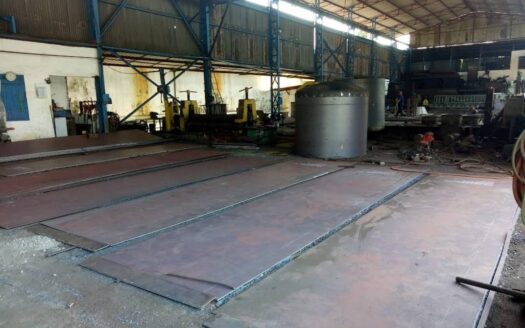 Gudang Eks Workshop Area Raya Waru Gedangan Strategis
