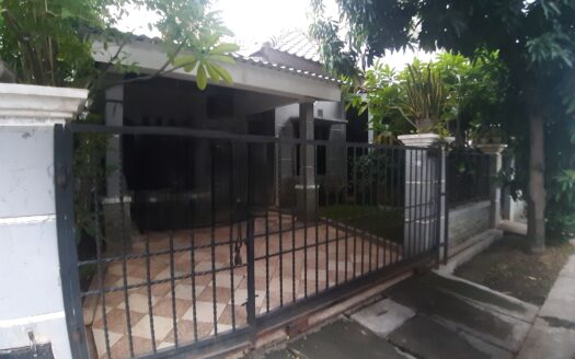 Jual Rumah Asri Siap Huni dekat Stasiun Buaran di Perumahan Jatinegara Indah Jakarta Timur