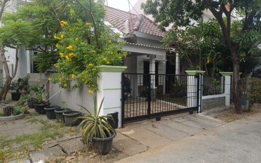 Jual Rumah Asri Siap Huni dekat Stasiun Buaran di Perumahan Jatinegara Indah Jakarta Timur