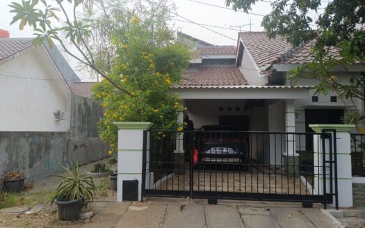 Jual Rumah Asri Siap Huni dekat Stasiun Buaran di Perumahan Jatinegara Indah Jakarta Timur